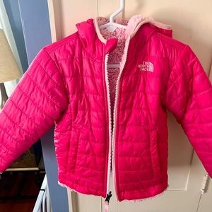 2T Pink The North Face reversible coat